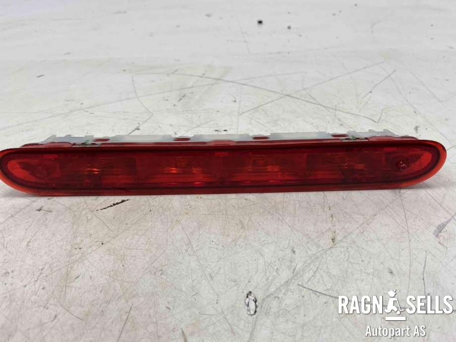 Baklykt bremselys bakrute til Toyota Proace, 2016-->> (Type II)  (SU001A4480)