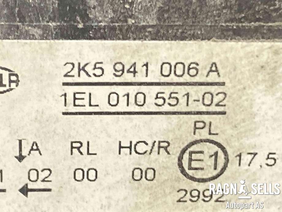 Frontlykt høyre halogen til VW Caddy 2010-2015 (Type III, Fase 2)  (2K5 941 006 A|)