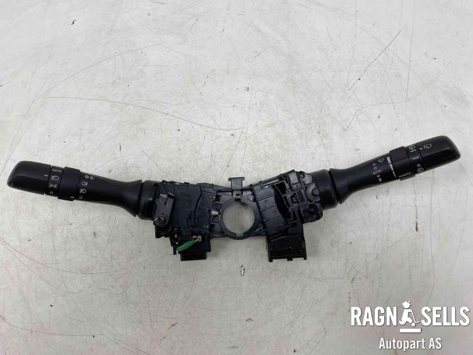Bryter combi til Toyota Yaris, 2014-2020 (Type III, Fase 2)  (841400D310)