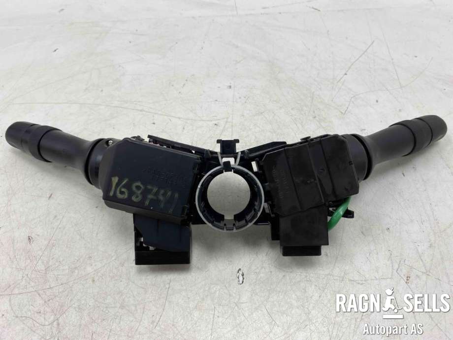 Bryter combi til Toyota Yaris 2014-2020 (Type III, Fase 2)  (841400D310||846520D190)