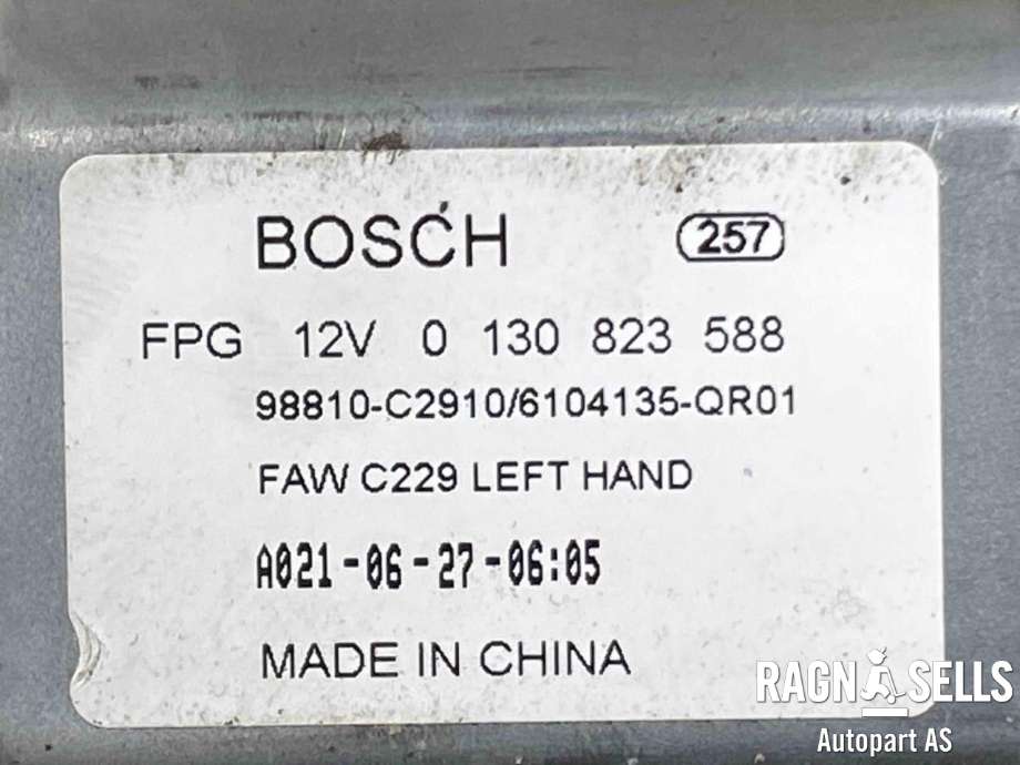 Ruteheis, kun motor, høyre bak til Hongqi E-HS9 2022-->>  (BOSCH|0 130 823 588|)