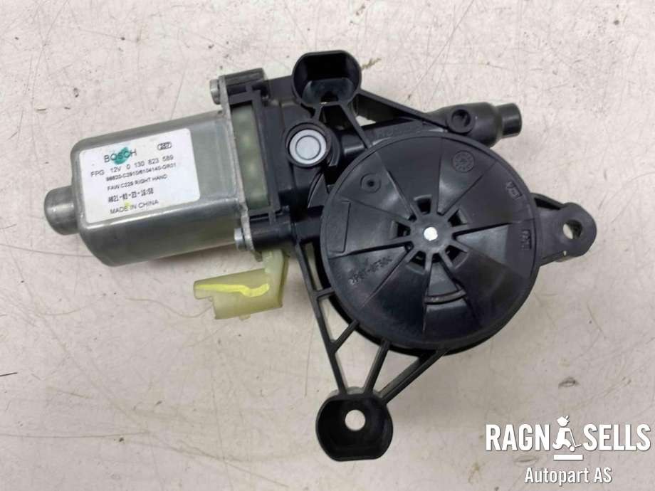 Ruteheis, kun motor, høyre foran til Hongqi E-HS9 2022-->> (BOSCH|0 130 823 589|)