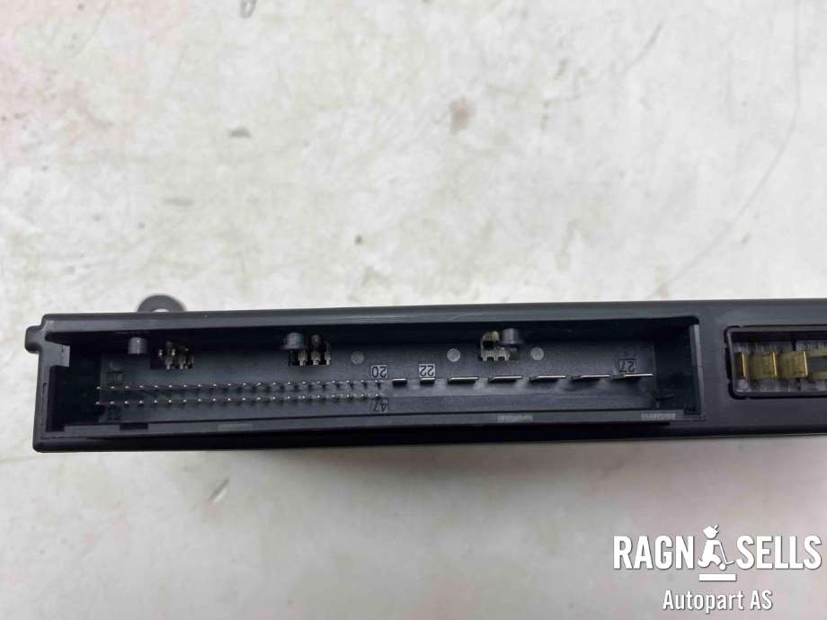 Styreenhet comfort (BCM) til BMW X1 2009-2015 (E84) (E84) (61 35 9 231 468|61 35 9 227 190|61 35 9 364 819)