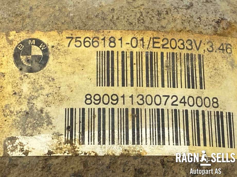 Kardang klokke bak til BMW X1 2009-2015 (E84) (E84) (33 10 7 566 182||7566181)