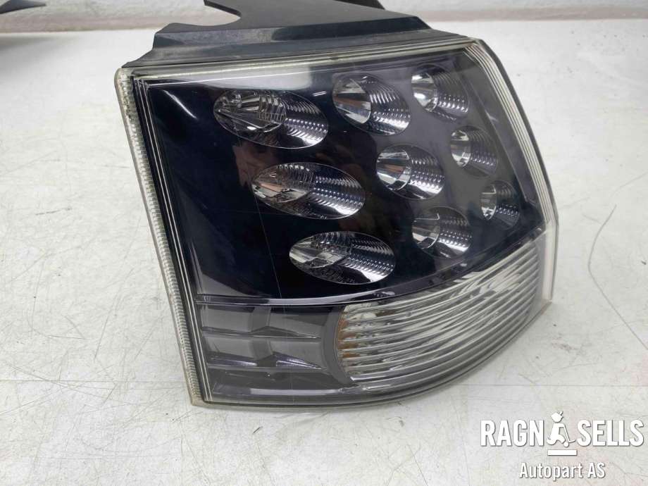 Baklykt venstre ytre til Mitsubishi Outlander 2007-2010 (Type II, Fase 1)  (8330A379|)
