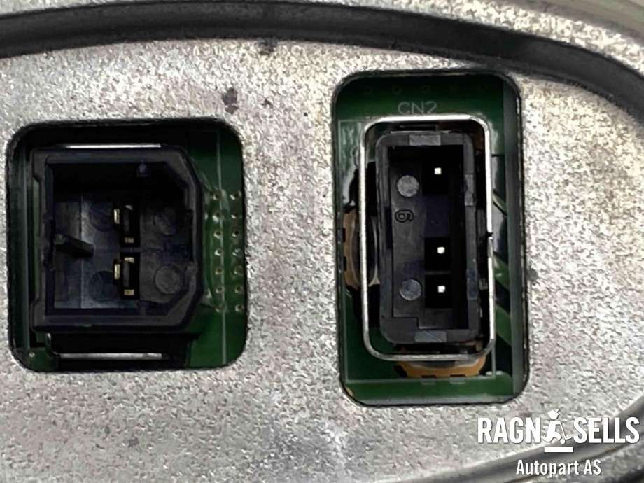 Styreenhet xenon/ballast til Volvo XC70 2008-2013 (Type II, Fase 1)  (30744459|6948180|)