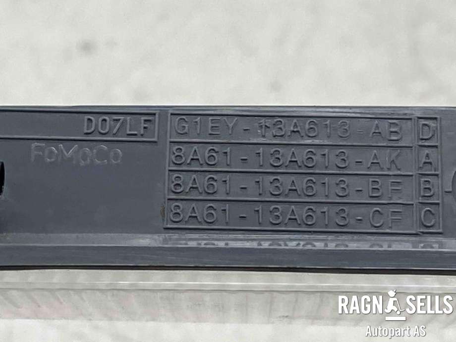 Baklykt bremselys bakrute til Ford Mondeo 2019-->> (Type V, Fase 2)  (2085750||8A61-13A613-CF)