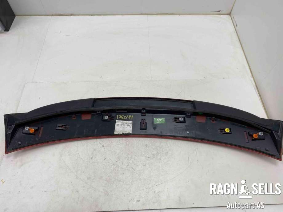 Spoiler bakluke til Audi A1 2010-2014 (Type I, Fase 1)  (8X3 827 933 E|8X3 827 933|)