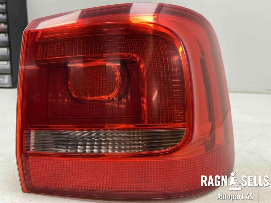 Baklykt høyre ytre til VW Touran, 2010-2015 (Type I, Fase 3)  (1T0 945 096 R)