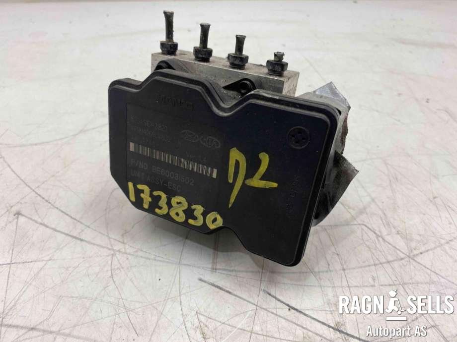 ABS sentral til Hyundai i40 2012-2017  (589203Z510|)