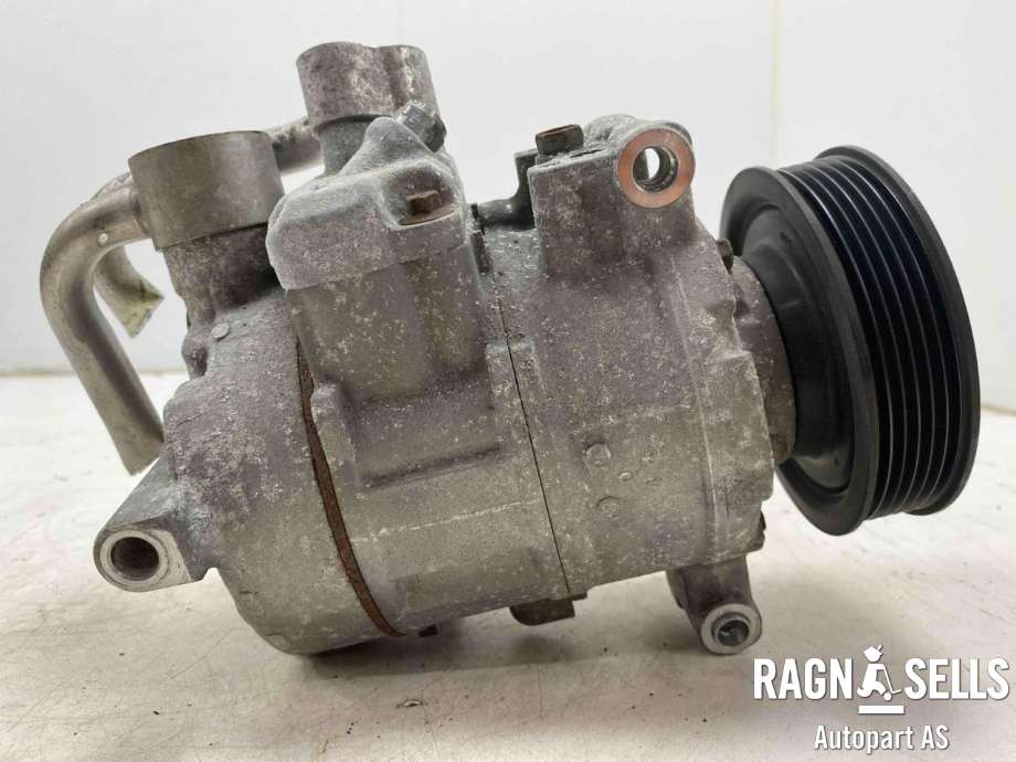 Aircondition kompressor til Audi A1 2010-2014 (Type I, Fase 1)  (DENSO|1K0 820 859 T|447150-1933|1K0820808A|1K0820859H|1K0820859J|1K0820859N|1K0820859P|1K0820859T|5K0820803|5K0820803A|5K0820803C|5K0820803E|5K0820803H|5N0820803|5Q0820803|5Q0820803A)