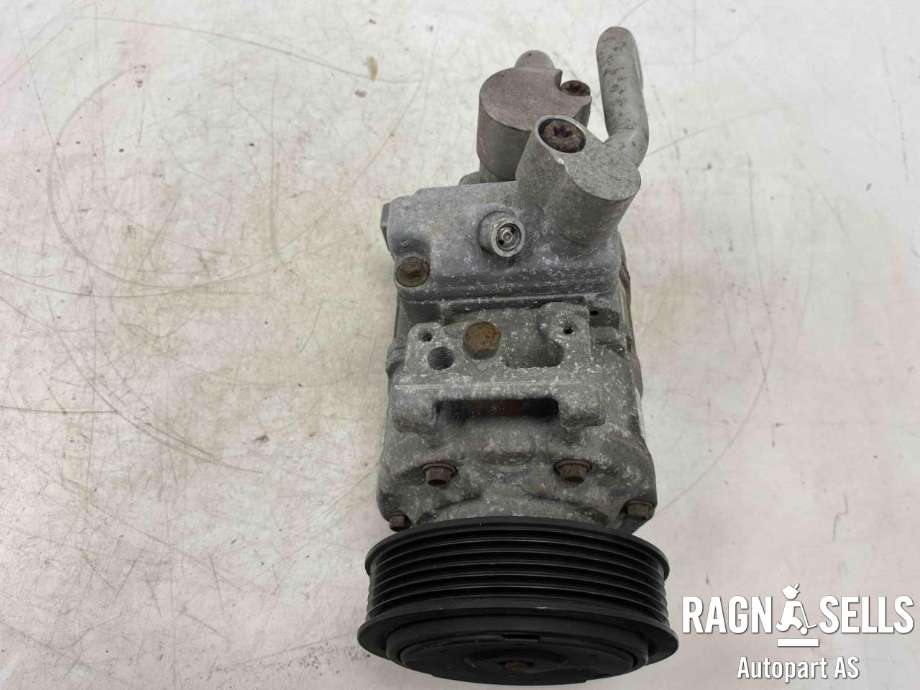 Aircondition kompressor til Audi A1 2010-2014 (Type I, Fase 1)  (DENSO|1K0 820 859 T|447150-1933|1K0820808A|1K0820859H|1K0820859J|1K0820859N|1K0820859P|1K0820859T|5K0820803|5K0820803A|5K0820803C|5K0820803E|5K0820803H|5N0820803|5Q0820803|5Q0820803A)