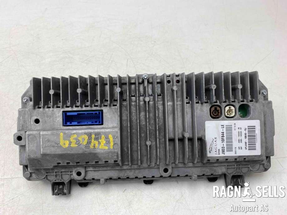 Instrumentpanel til Jaguar I-PACE 2018-->>  (T4K8236|J9D310F844LE|J9D310F844LG)