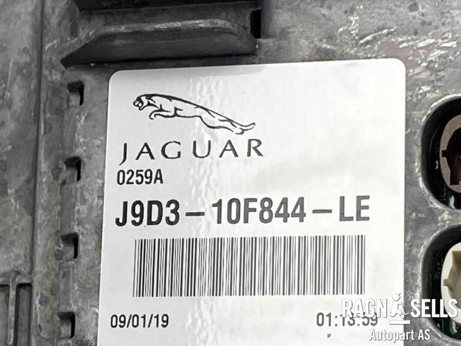 Instrumentpanel til Jaguar I-PACE 2018-->>  (T4K8236|J9D310F844LE|J9D310F844LG)