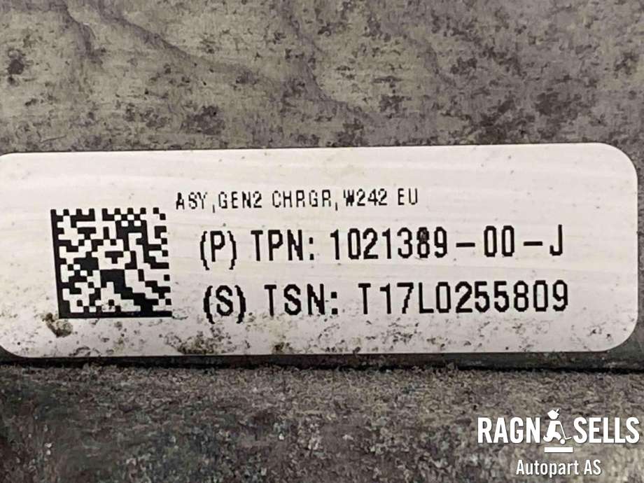 Batterilader (OBC - On Board Charger) til Mercedes B-Klasse, electric drive 2014-2018 (W242) (W242) (A 242 982 08 21||A 242 982 08 21 80|1021389-00-J)