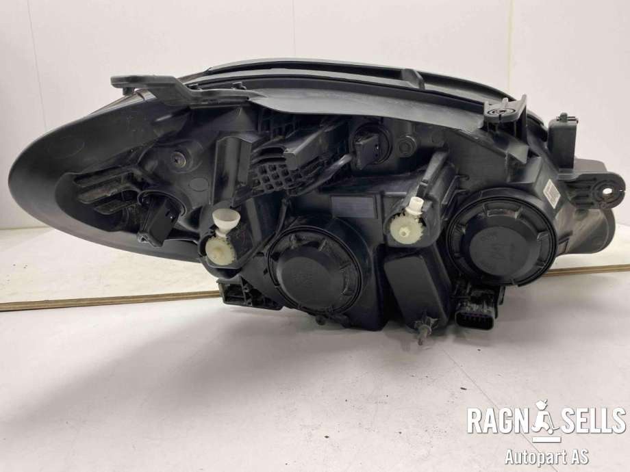 Frontlykt venstre halogen til Opel Mokka 2012-2016 (Type I, Fase 1)  (1216876||95440411|42435929|42344330)