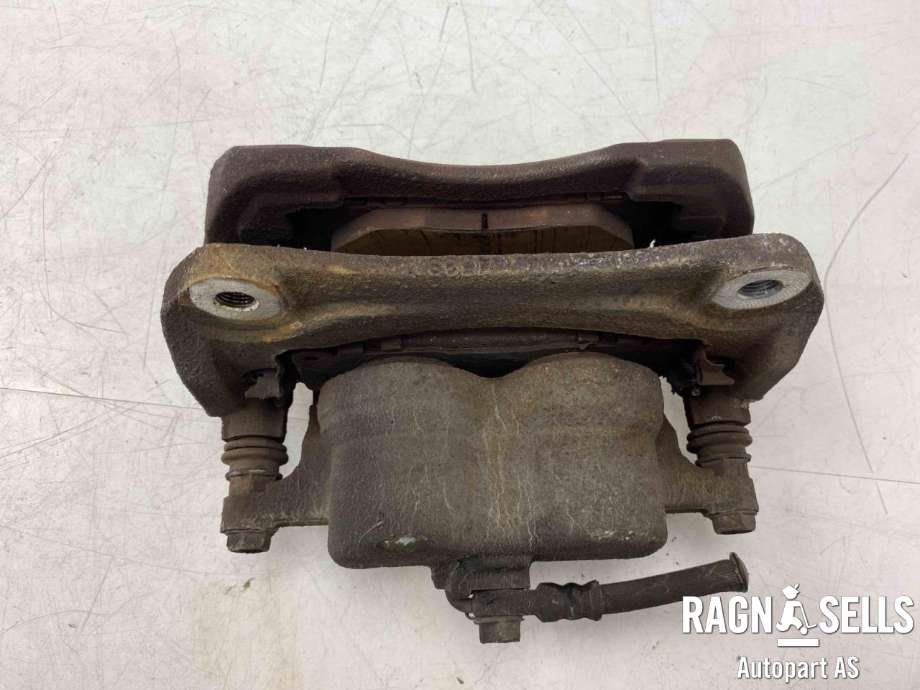 Bremsecaliper venstre foran til Nissan Navara 2010-2015 (Fase 2) (D40) (D40)