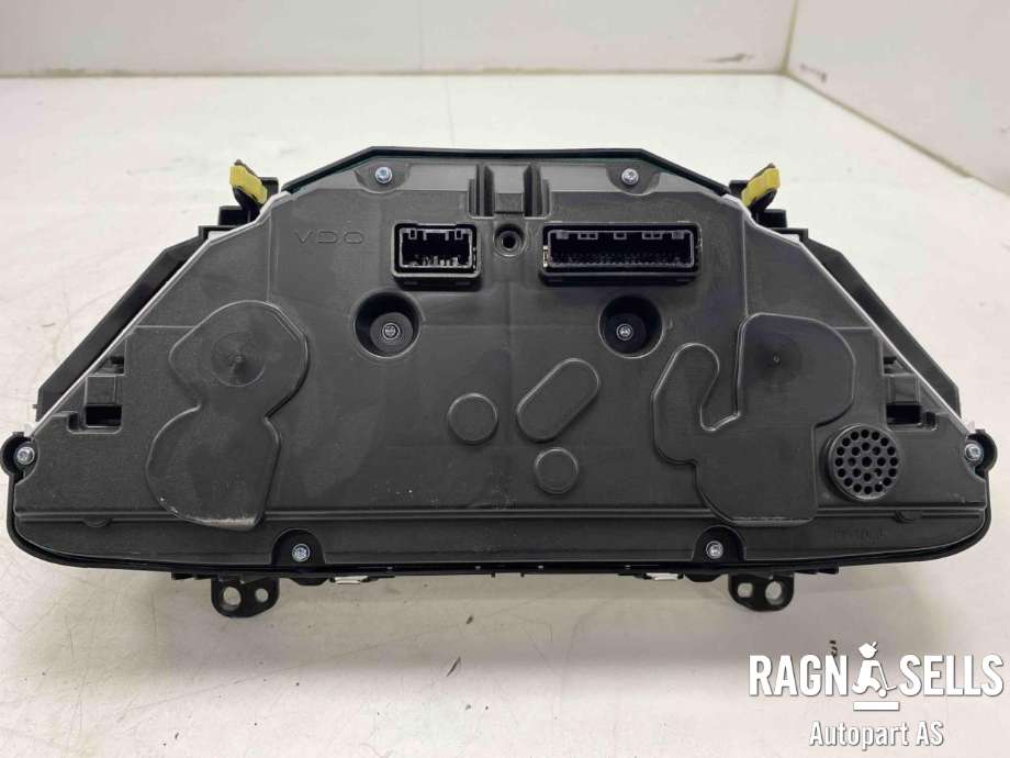 Instrumentpanel til Toyota Auris 2013-2015 (Type II, Fase 1)  (838000ZW31|)