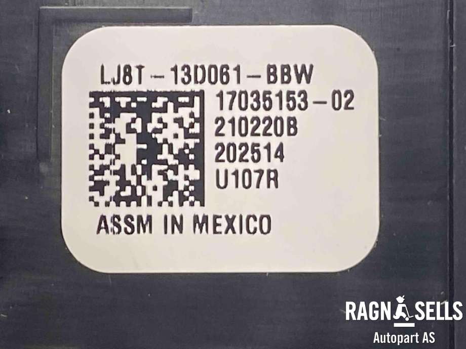 Bryter lys til Ford Mustang Mach-e 2020-->>  (LJ8T-13D061-BC3JA6|LJ8T-13D061-BBW|)