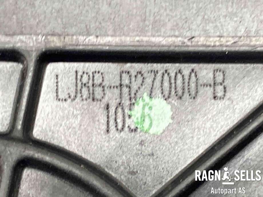 Ruteheis høyre bak til Ford Mustang Mach-e 2020-->>  (2707624|LJ8B-R27000-B|LJ8B-R27000-BE|2480254|LJ8B R27000-BD|2486881|LJ8B R27008-BD|2801082|LJ8B-R27008-BF)