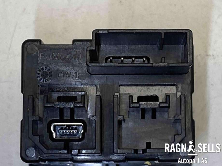 Bryter diverse til Ford Mustang Mach-e 2020-->>  (2813366||ML3T-14F014-AD|2486699|ML3T 14F014-AA)