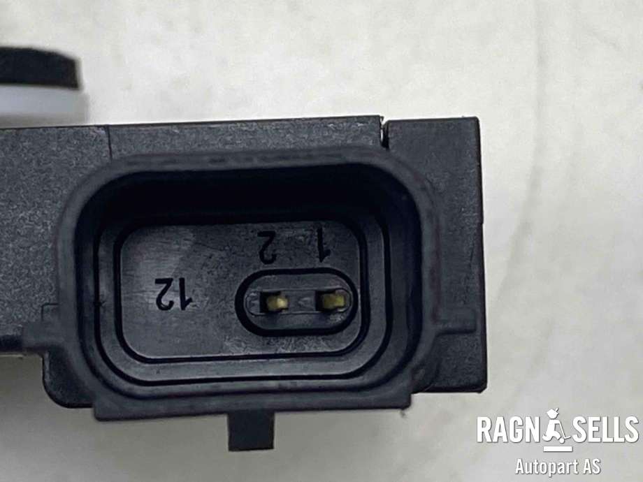 Antenne forsterker til Ford Mustang Mach-e 2020-->>  (5195566|DS7T-15603-DS|DS7T-15K603-AA)