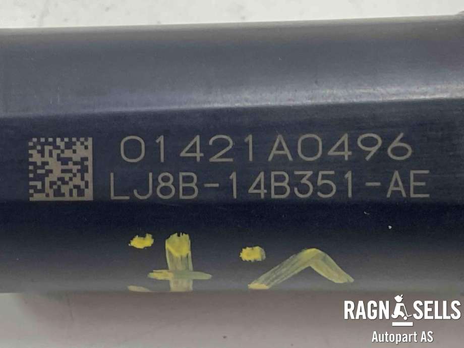 Diverse deler til Ford Mustang Mach-e 2020-->>  (LJ8B-14B351-AE|01421A0496|)