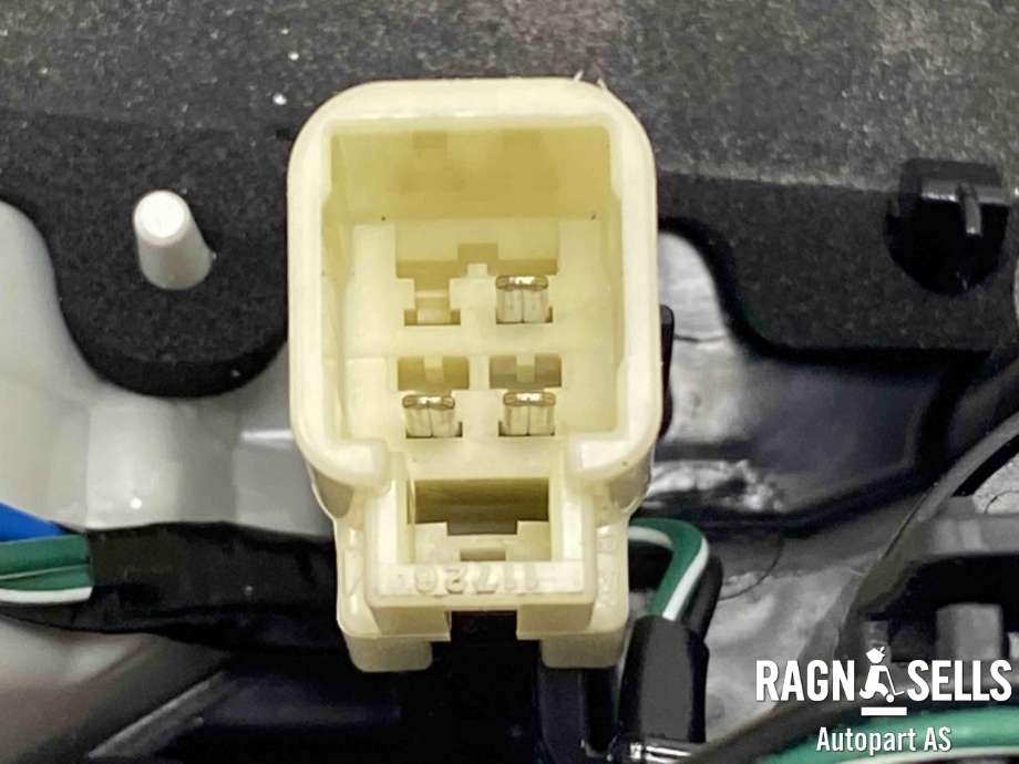 Baklykt høyre indre til Toyota RAV4 2019-->> (Type V)  