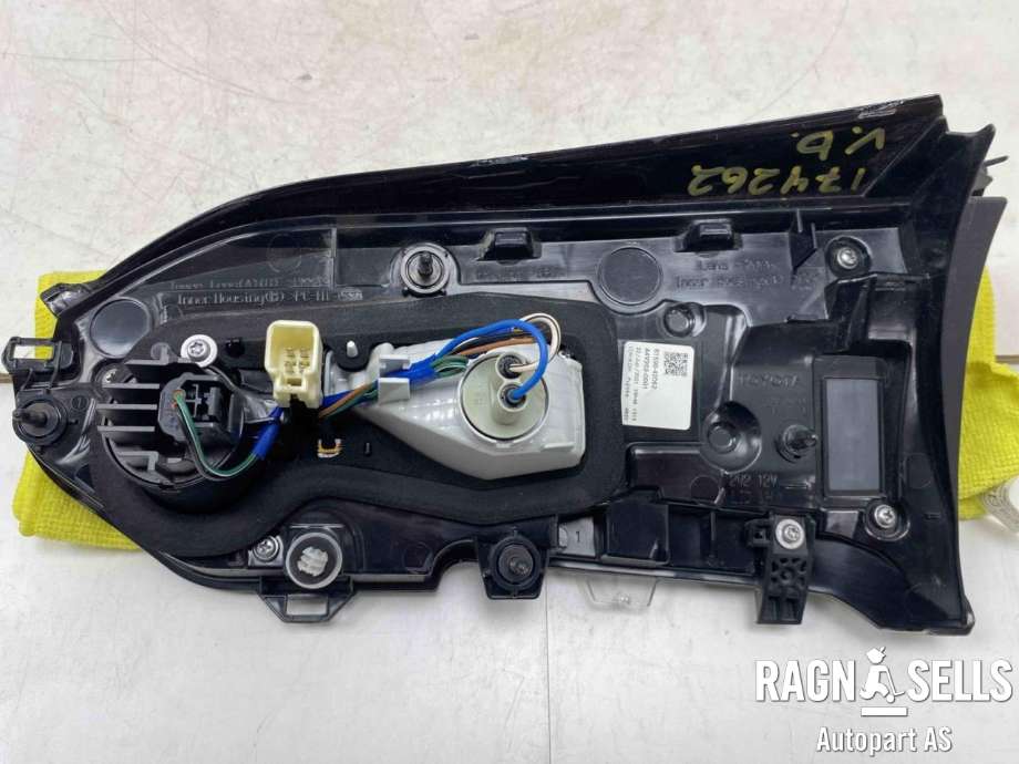Baklykt venstre indre til Toyota RAV4 2019-->> (Type V)  