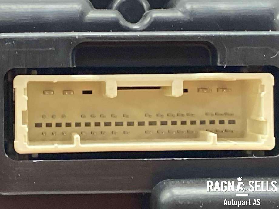 Instrumentpanel til Toyota RAV4 2019-->> (Type V)  