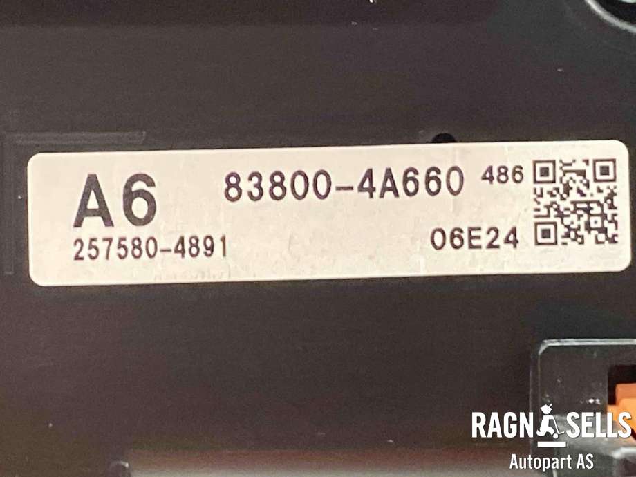 Instrumentpanel til Toyota RAV4 2019-->> (Type V)  