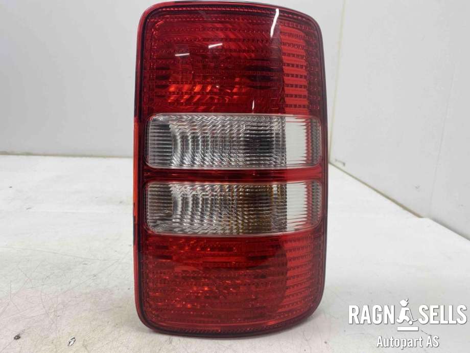 Baklykt høyre til VW Caddy 2010-2015 (Type III, Fase 2)  (2K5 945 096 K|2K5 945 096 Q|)