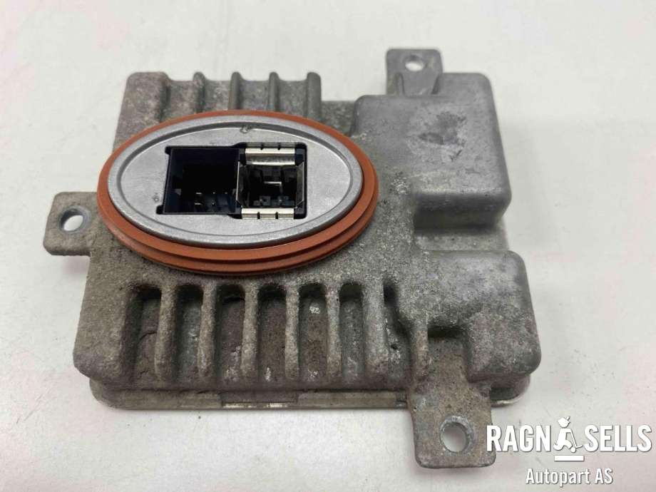 Styreenhet xenon/ballast til BMW X1 2009-2015 (E84) (E84) (63 11 7 318 327|7237647|W003T20071)
