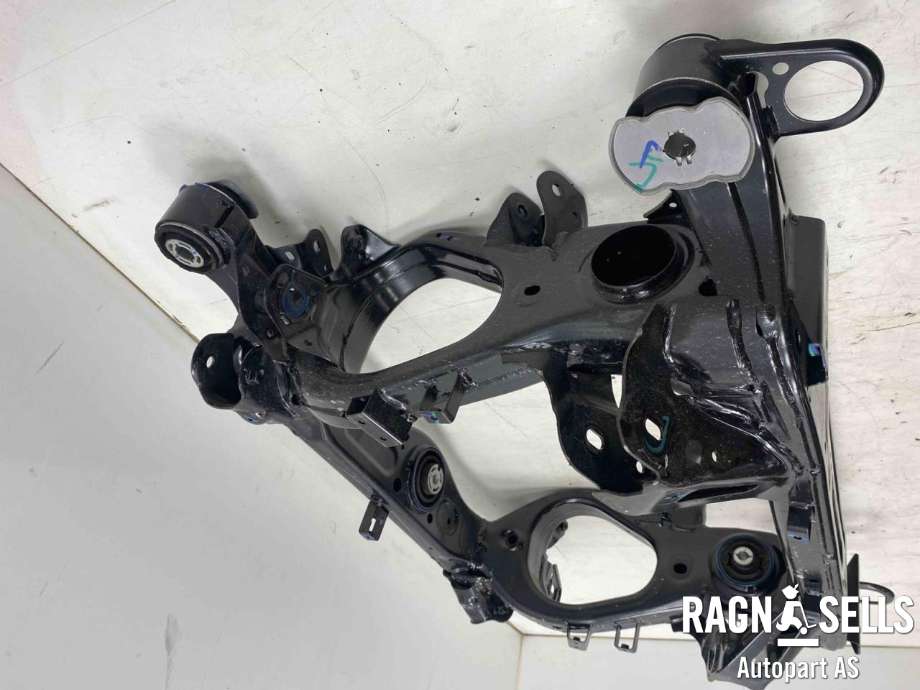 Travers bak til Volvo EX30 2023-->> (31345351|)
