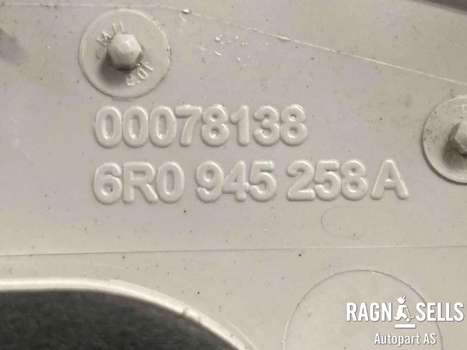 Baklykt høyre til VW Polo 2009-2014 (Type V, Fase 1)  (6R0 945 096 AH|)