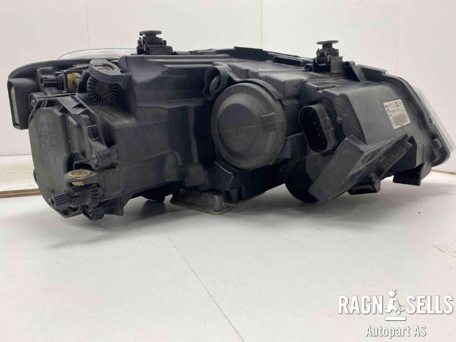 Frontlykt venstre xenon til VW Polo 2009-2014 (Type V, Fase 1)  (6R1 941 039 A|6R1 941 031 A|)