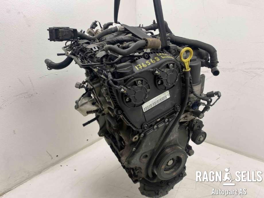 Motor bensin til Škoda Octavia, 2017-2020 (Type III, Fase 2)  (06K 100 035 C)