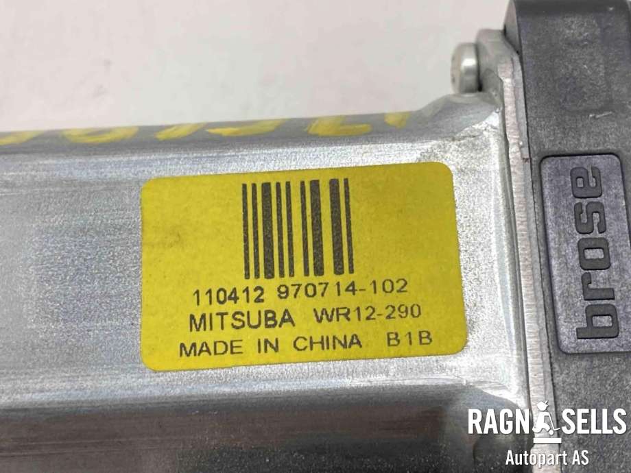 Ruteheis, kun motor, høyre foran til Volvo XC70 2008-2013 (Type II, Fase 1)  (MITSUBA|30699646|110412 970714|)