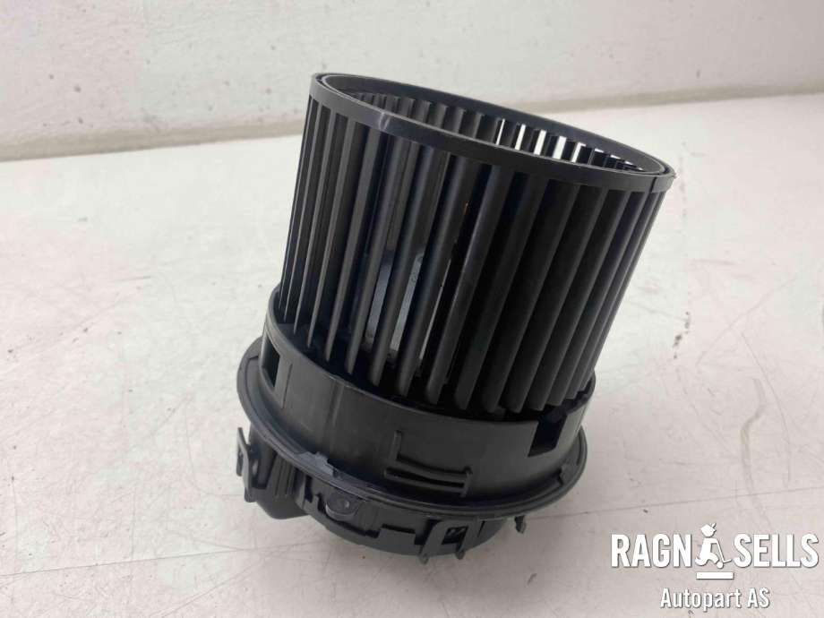 Varmeapparat motor til Nissan E-NV200 2014-->>  (272264FA0A|)