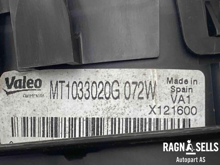 Varmeapparat motor til Nissan E-NV200 2014-->>  (272264FA0A|)