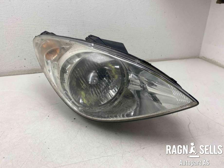 Frontlykt høyre halogen til Hyundai i20, 2009-2014 (Type I)  