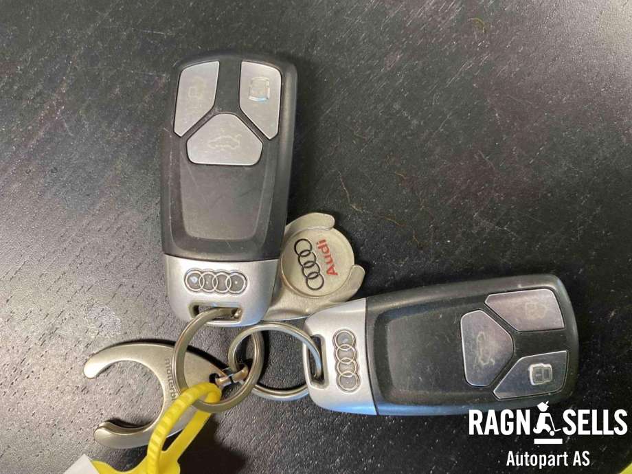 Nøkkel til Audi Q7 2015-->> (Type II)  (|4M0 959 754 AM)