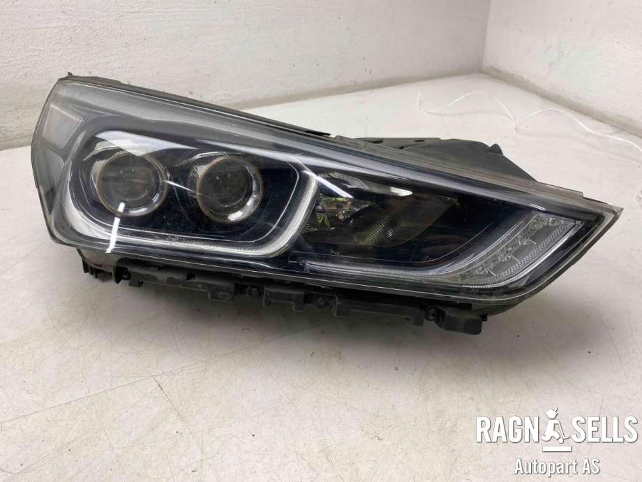 Frontlykt høyre halogen til Hyundai Ioniq Electric, 2016-2019 (Fase 1)  