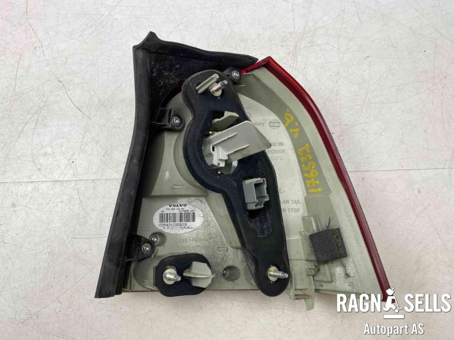 Baklykt venstre ytre til Volvo V70 2007-2013 (Type III, Fase 1)  (31276839|)