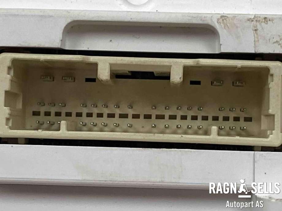 Instrumentpanel til Toyota Corolla 2019-->>  (83800-PEP61|)