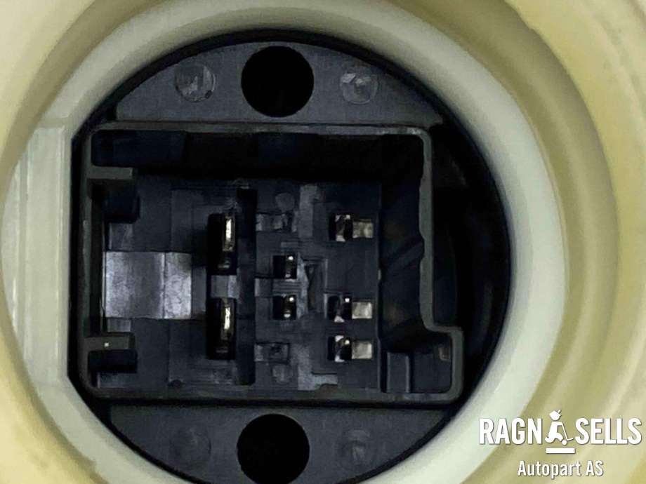 Ruteheis venstre foran til Toyota Corolla 2019-->>  