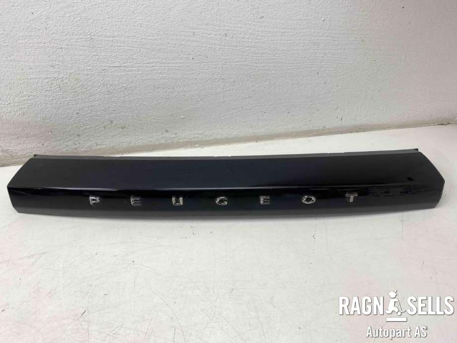 Deksel til Peugeot e-2008, 2019-->>  
