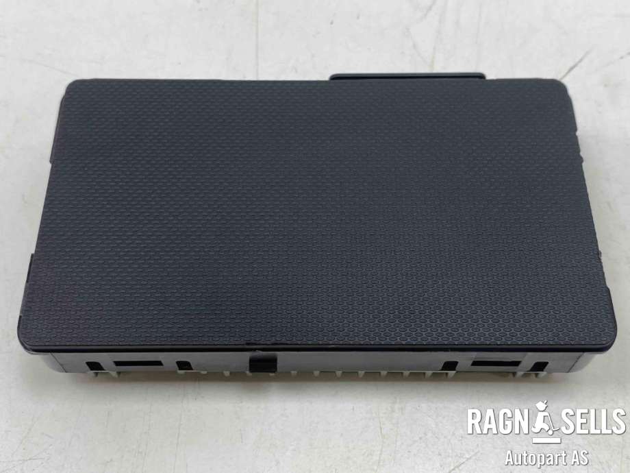 Dashbord trådløs mobillader til Hyundai Kona, 2017-2021 (Type I, Fase 1)  