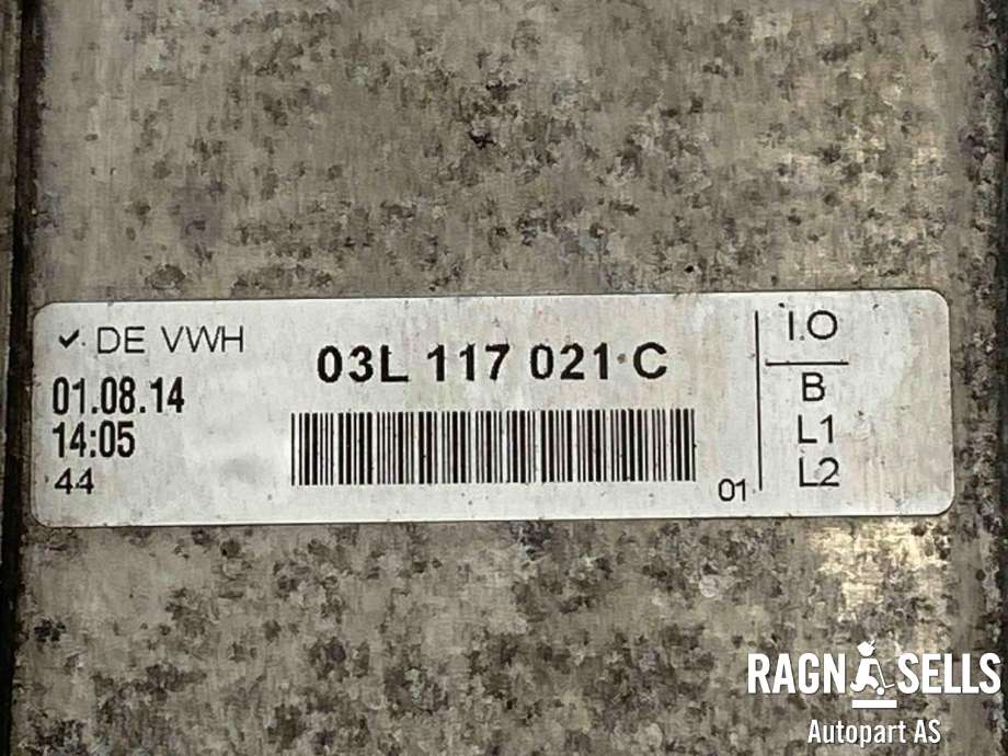 Oljekjøler til VW Caddy 2010-2015 (Type III, Fase 2)  (03L117021C|)