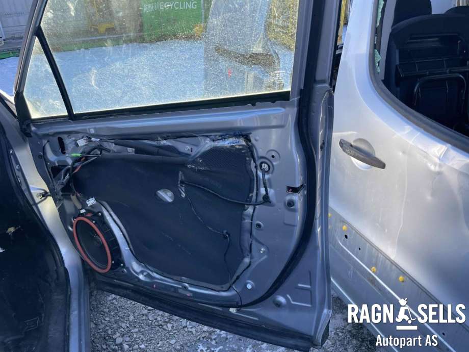 Dør høyre foran til Subaru Forester 2013-2019 (Type IV)  (60009SG0409P|)